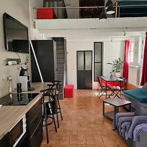 A Appartement La Bastidonne